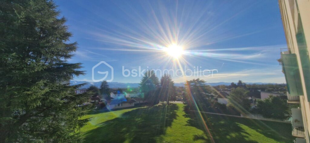 À vendre – T3/F4 meublé,rénové, traversant, plein sud – Vue Pyrénées – 4 pièces – 2 chambres – 72 m²