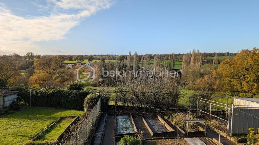 MAISON 3 CHAMBRES DE 77 M² quartier prisé de Fougères 35300 – 5 pièces – 3 chambres – 77 m²