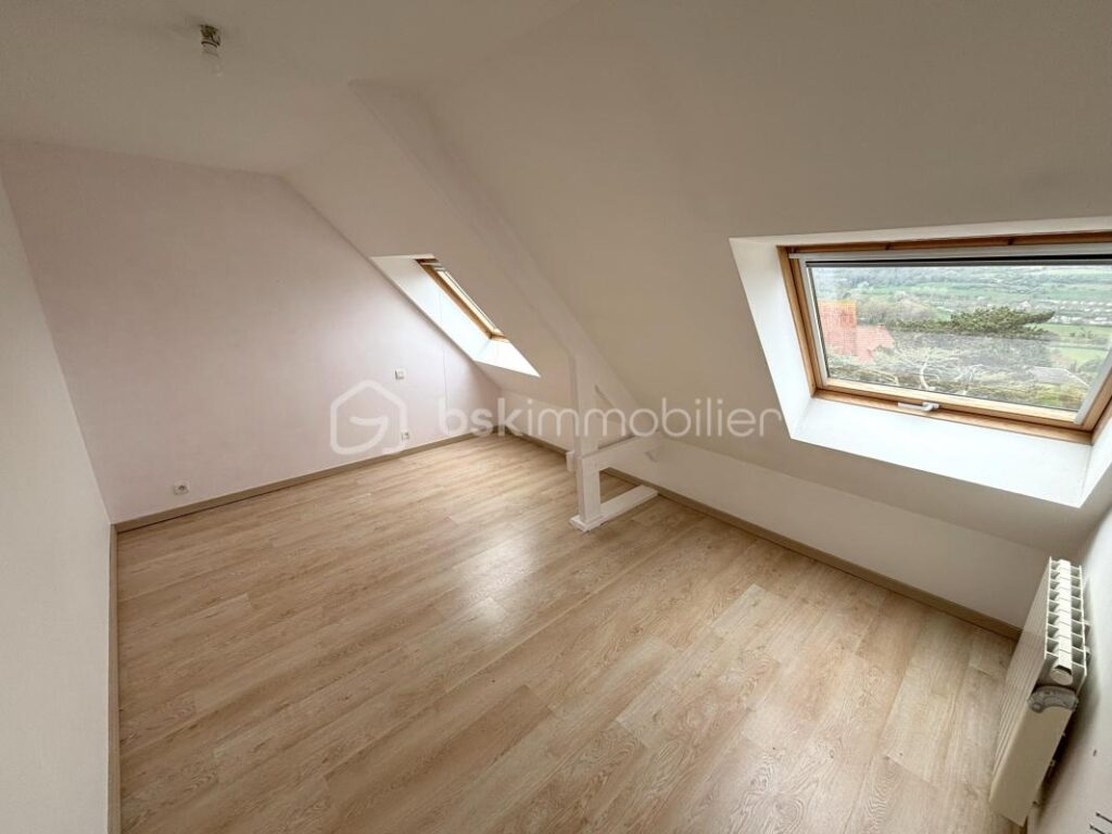 Maison à 10 min à pied de la mer avec dépendance et garage – 4 pièces – 3 chambres – 125 m²