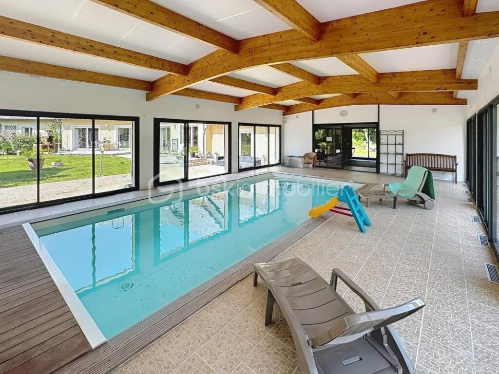 Maison 377m2 secteur Villers-sur-Mer – 9 pièces – 4 chambres – 377 m²