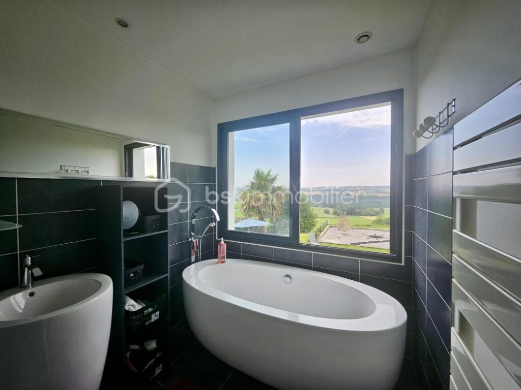 Maison 4 pièces 150 m² – 4 pièces – 3 chambres – 150 m²