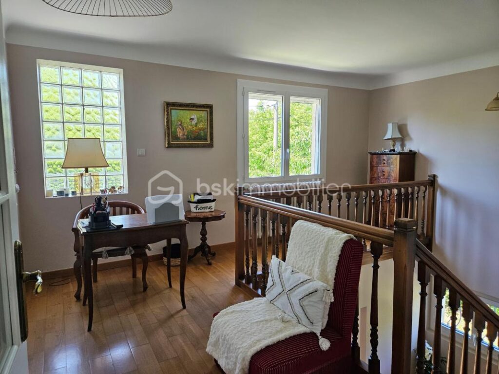 Maison de prestige de 244 m² – 5 pièces – 3 chambres – 244 m²