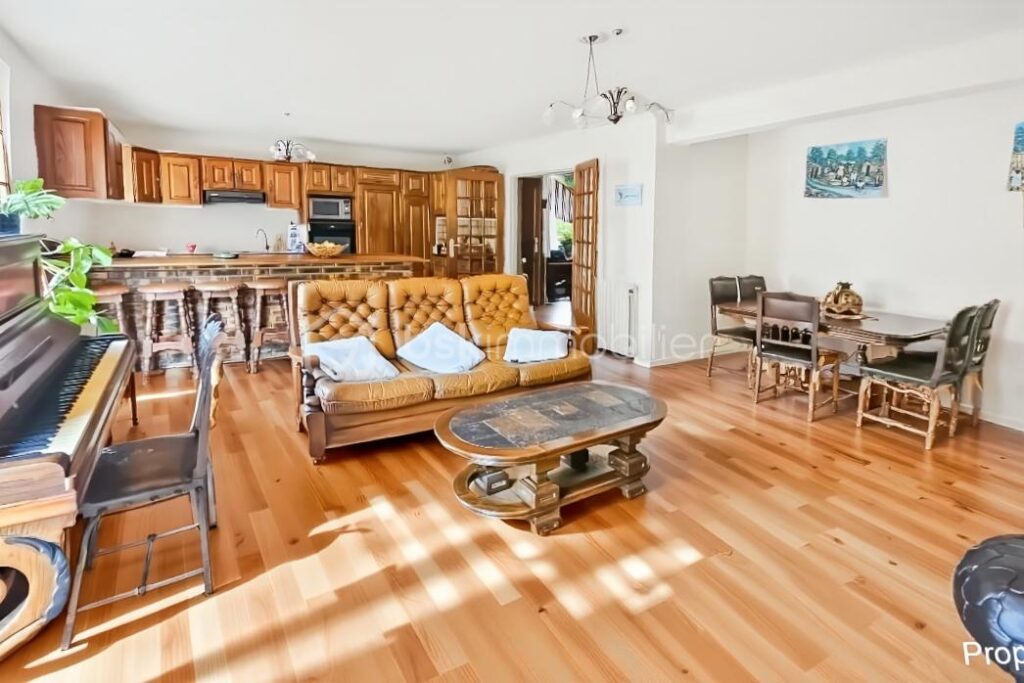 Magnifique pavillon 5 pièces 115m² indépendant sur sous-sol – 5 pièces – 4 chambres – 112 m²