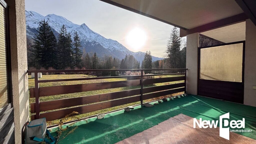 APPARTEMENT 2 Pièces – PARKING COUVERT PRIVATIF – CAVE – TERRASSE COUVERTE Plein SUD – 2 pièces – 1 chambre – 44 m²