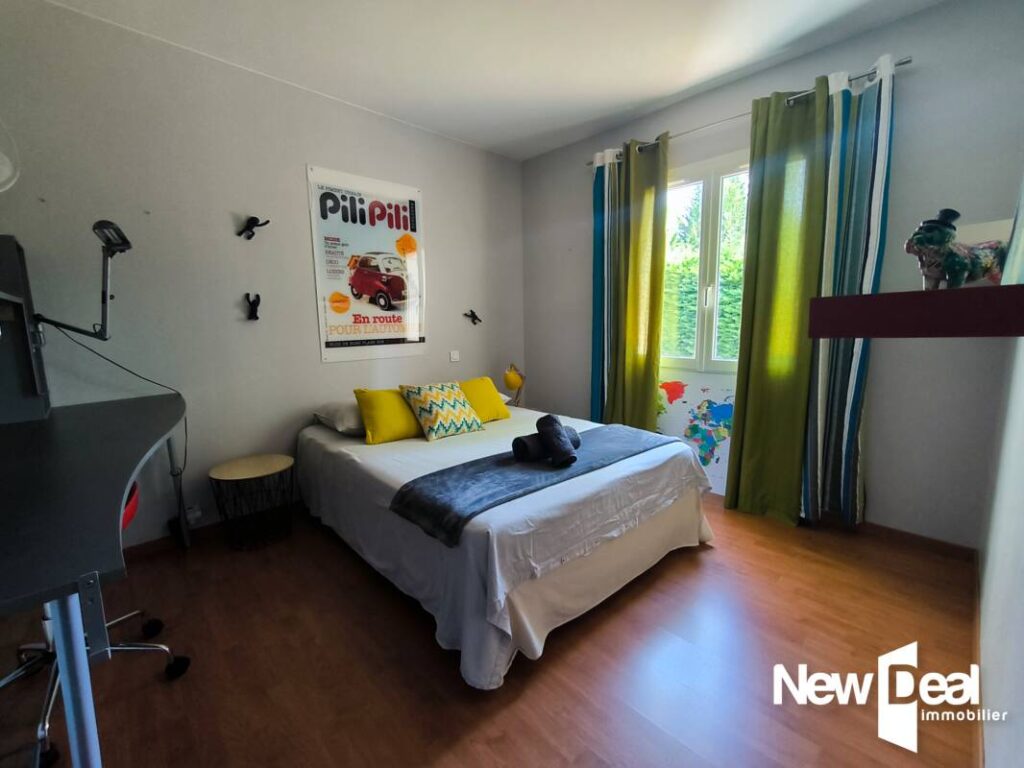 VILLA MODERNE PROCHE DE VILLENEUVE SUR LOT – 6 pièces – 4 chambres – 171 m²