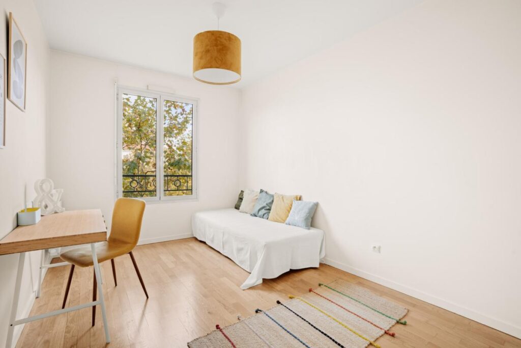 Superbe T3 avec vue dégagée sur le Boulevard de la Croix Rousse – 3 pièces – 2 chambres – 78 m²