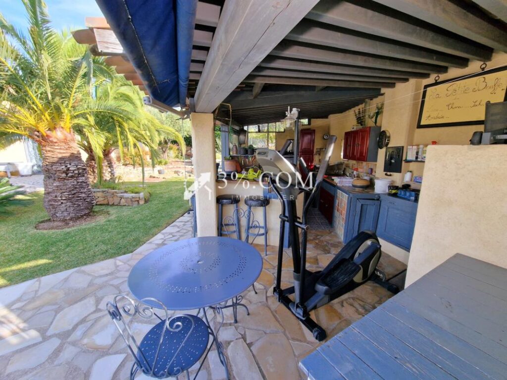 Villa de standing au coeur des Golfs de Saint-Raphaël – 6 pièces – 4 chambres – 196 m²