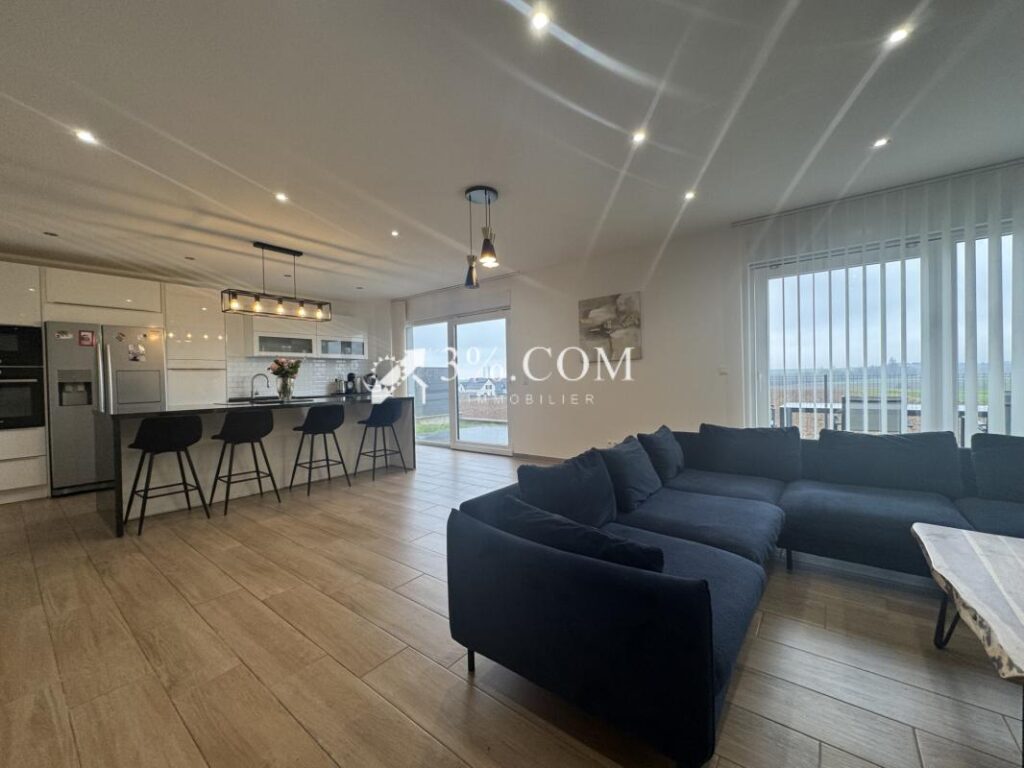 3%COM Belle maison d’architecte 4 chambres et 2 salles de b – 6 pièces – 4 chambres – 154 m²