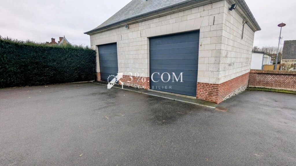 Propriété 7 pièces – 230 m2 – 7 pièces – 5 chambres – 230 m²