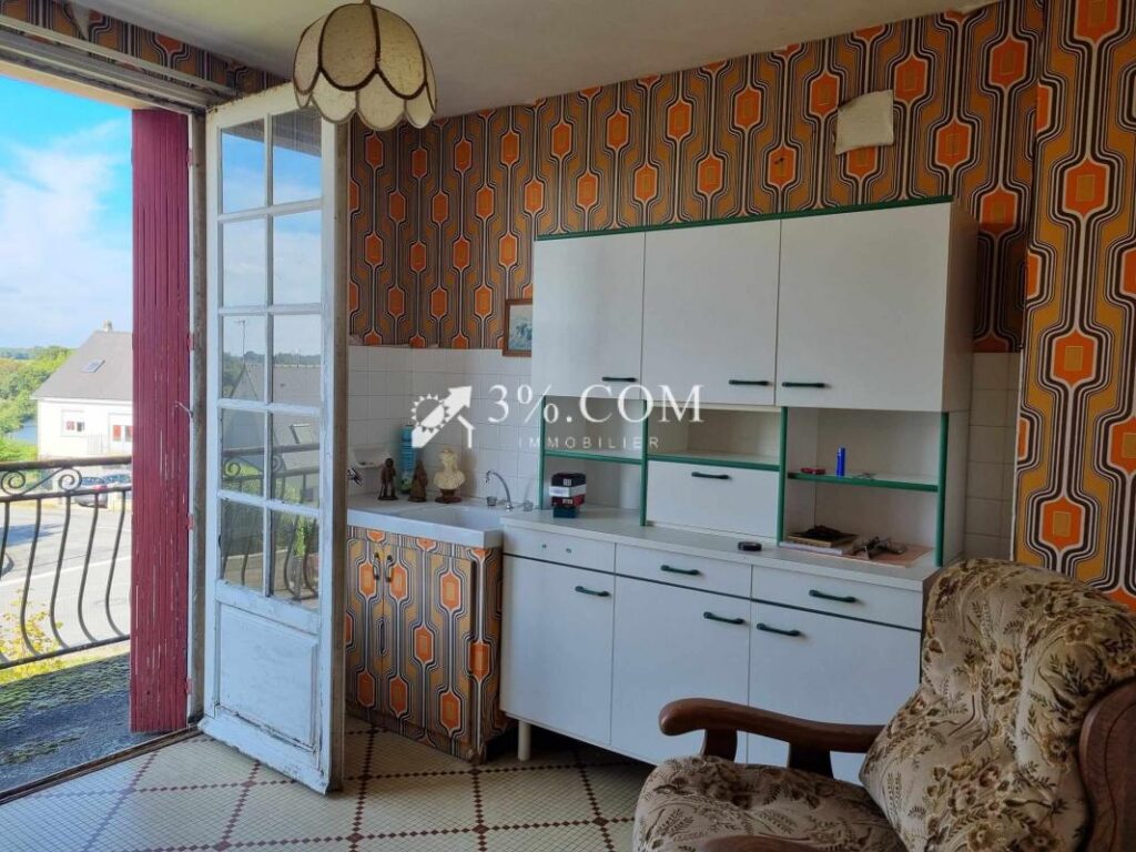 Maison familiale bien placée avec beau potentiel – 6 pièces – 4 chambres – 113 m²