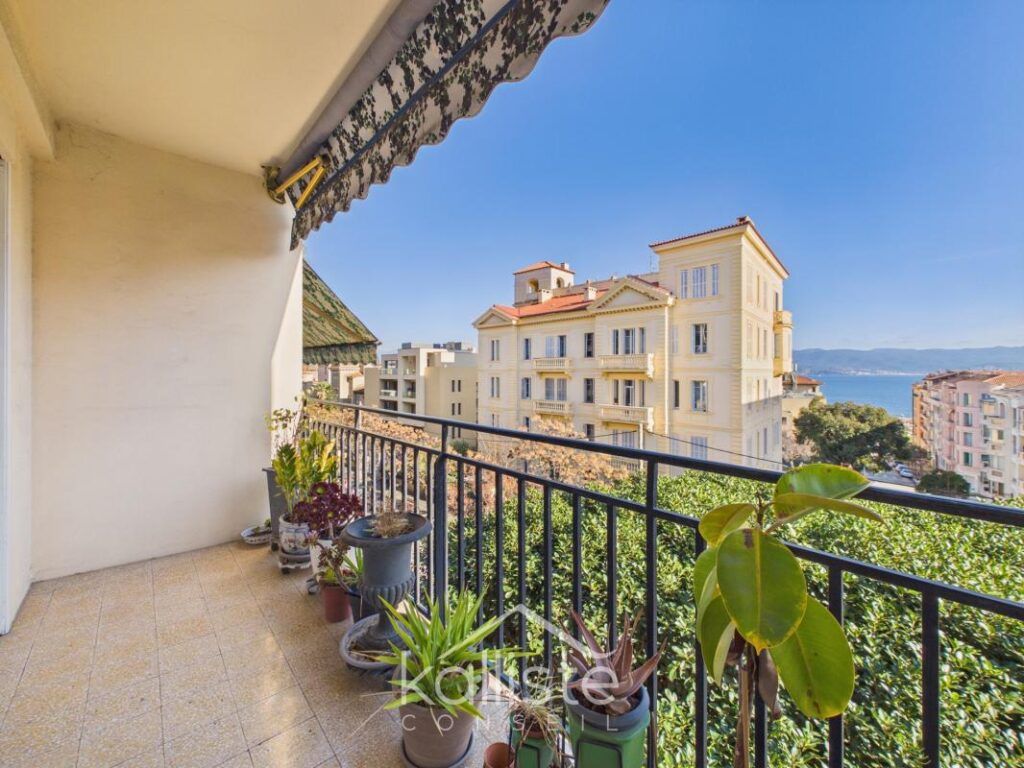 T3 Meublé – 6 Boulevard Fred Scamaroni – 3 pièces – 2 chambres – 70 m²