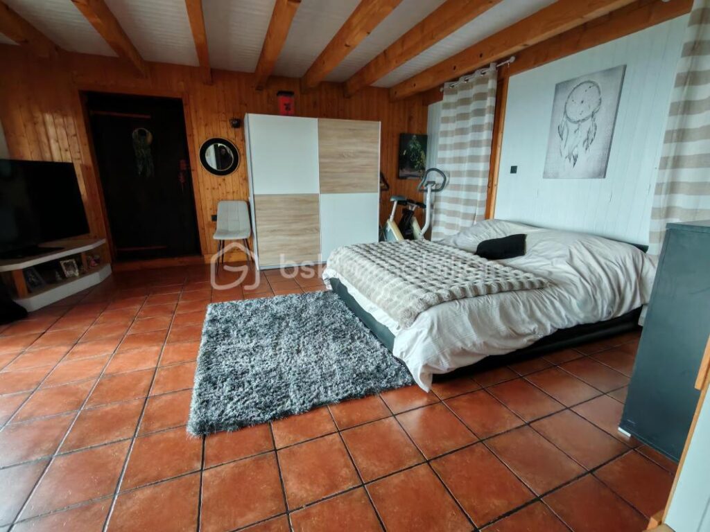 Ferme Bressane – 8 pièces – 4 chambres – 171 m²