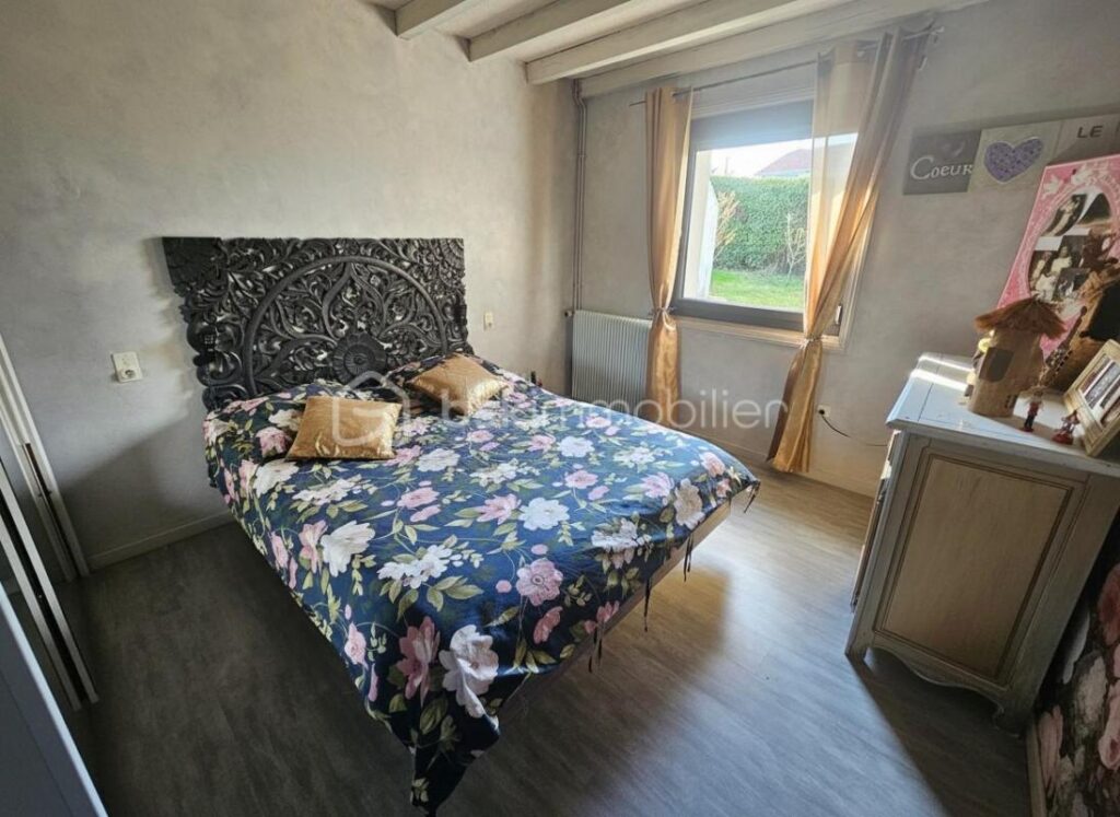 Maison rénovée avec vue campagne – Parigny – 6 pièces – 4 chambres – 120 m²