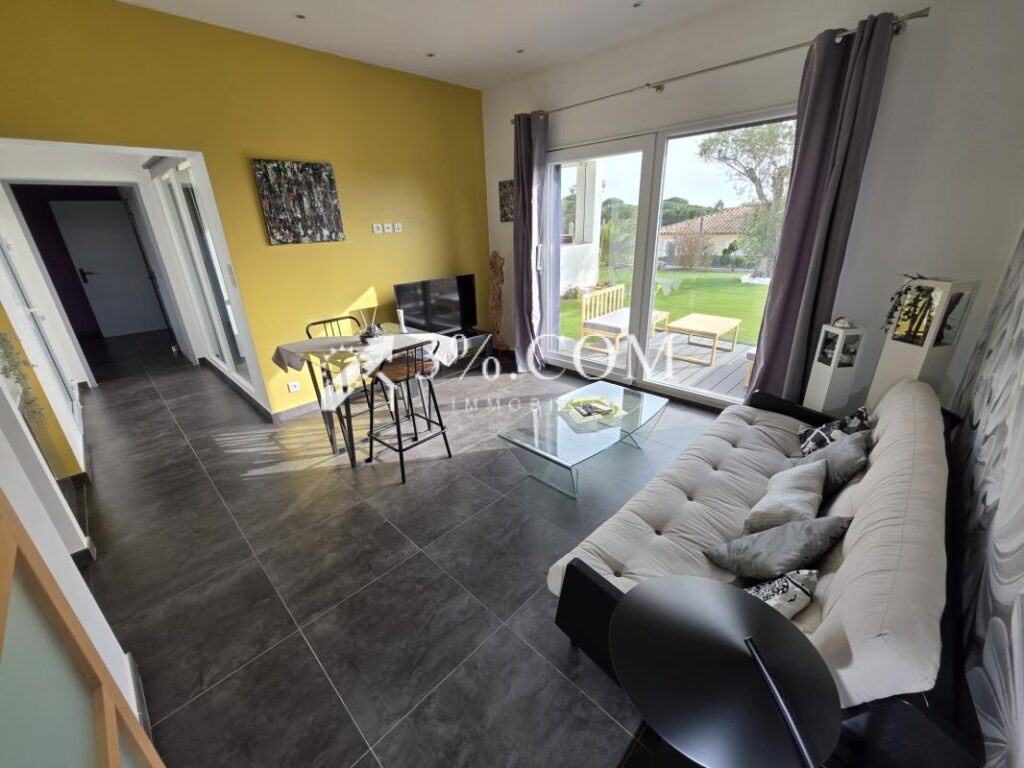 Grande villa californienne au calme – 5 pièces – 4 chambres – 222 m²