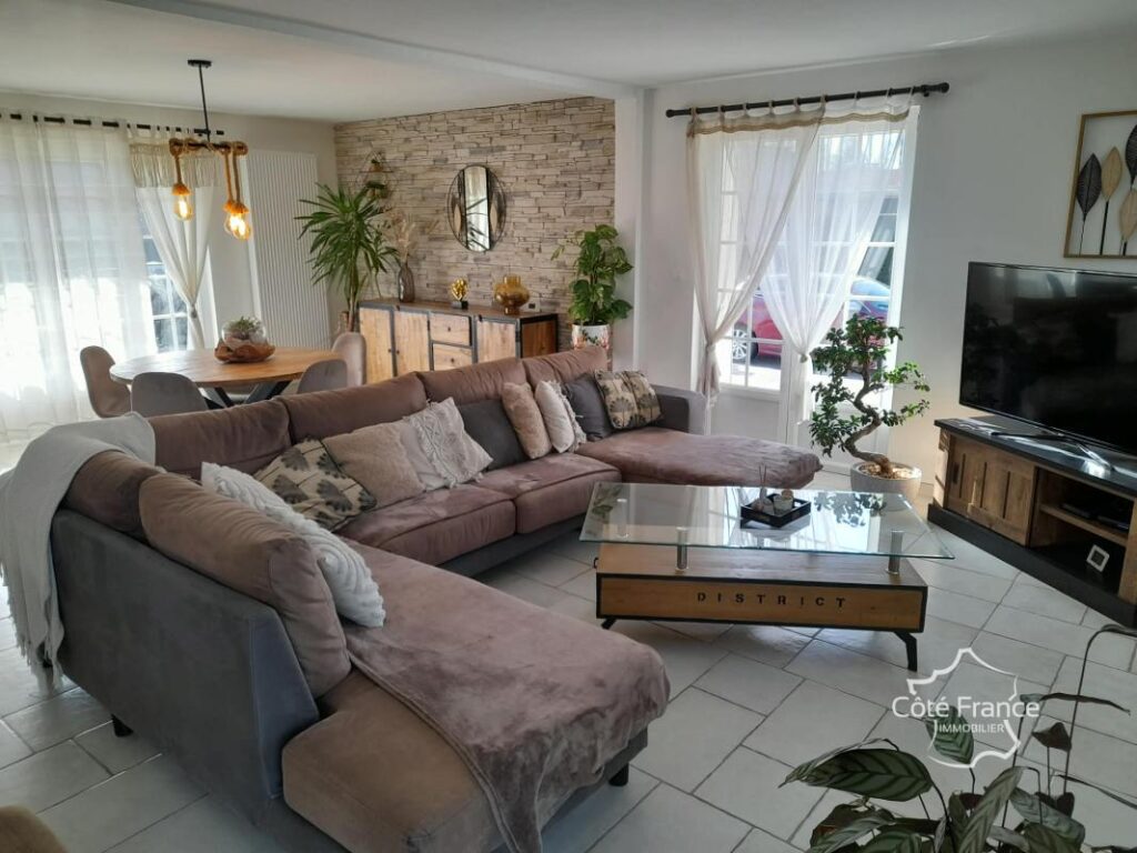 A 15 minutes de la BELGIQUE. Magnifique pavillon – 4 pièces – 3 chambres – 117 m²
