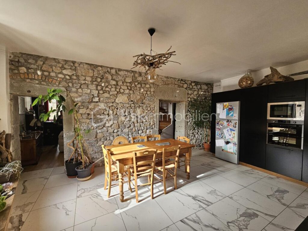 Triplex d’exception avec vue dégagée – 6 pièces – 3 chambres – 128 m²