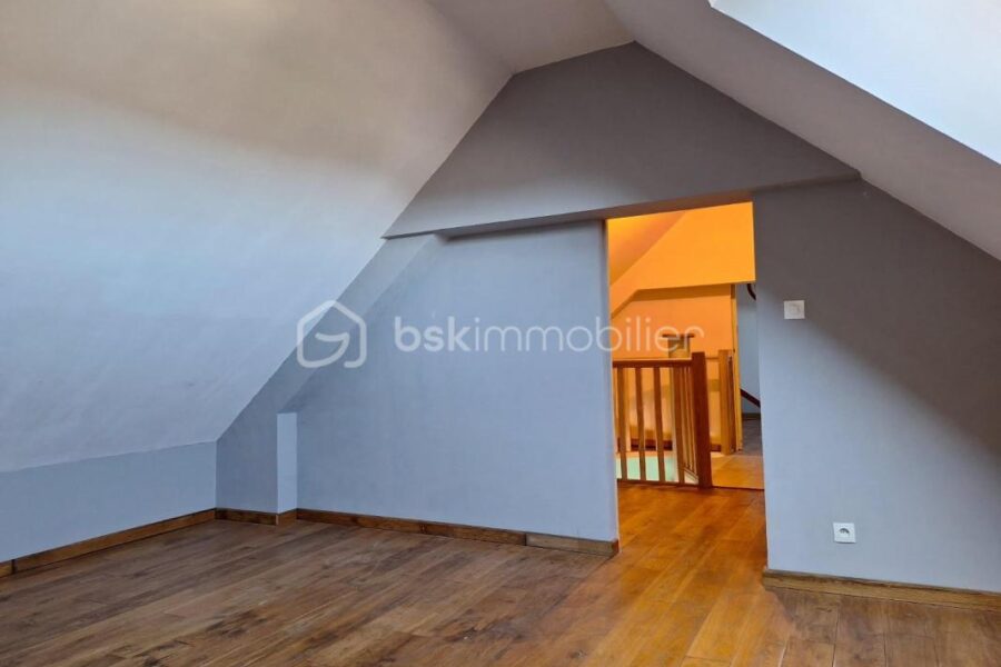 Maison à vendre à Montherme