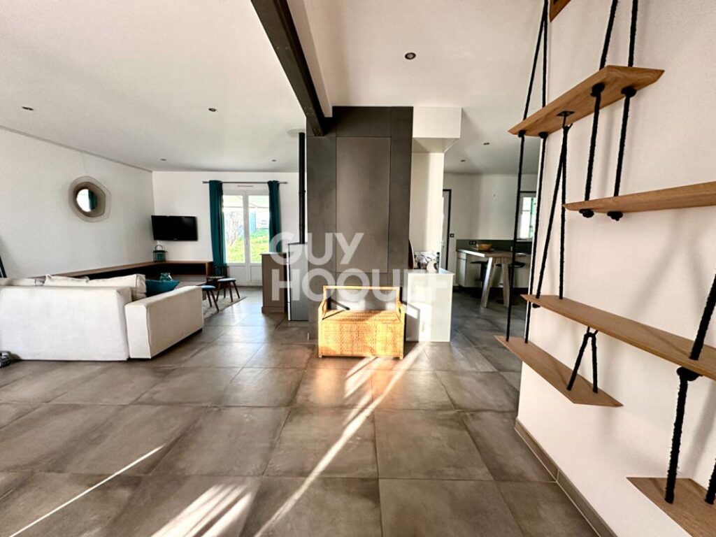 Maison à Pissotte – 5 pièces – 3 chambres – 129 m²