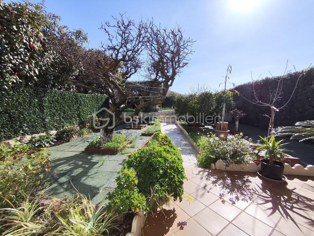 Villa familiale 4pces – jardin – Garage – 4 pièces – 3 chambres – 105 m²