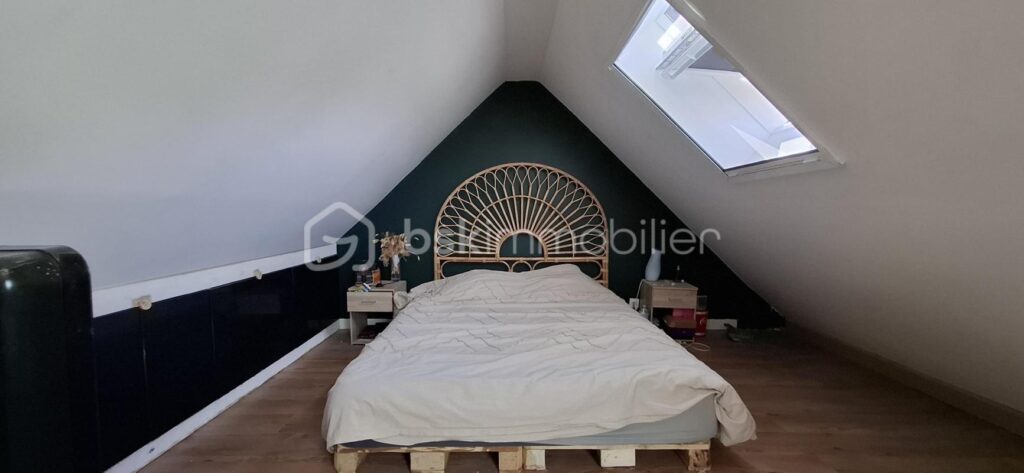 Maison individuelle entièrement rénovée, 4 chambres, garage – 5 pièces – 4 chambres – 136 m²