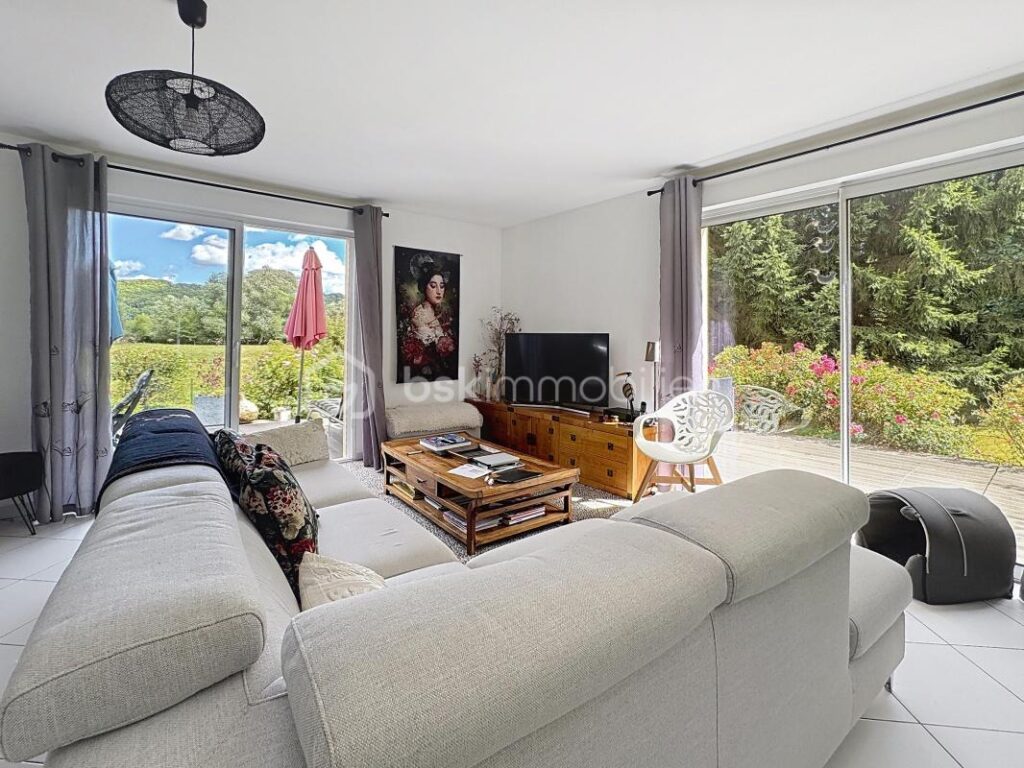 Élégante maison contemporaine de 149 m² au cœur d’un environnement privilégié – 5 pièces – 3 chambres – 149 m²