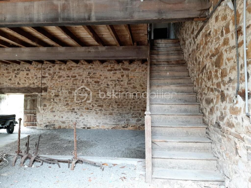 Maison 6 pièces 120 m² avec grange attenante – 6 pièces – 4 chambres – 120 m²