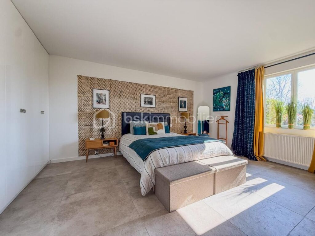 Propriété normande de caractère avec vue vallée –Cadre d’exception – – 7 pièces – 4 chambres – 187 m²