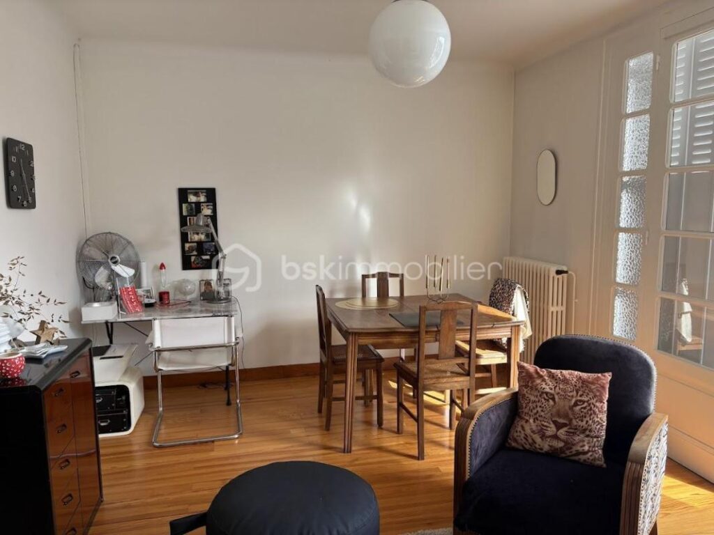 Maison Type T4 + appartement T2 – 13 pièces – 5 chambres – 276 m²