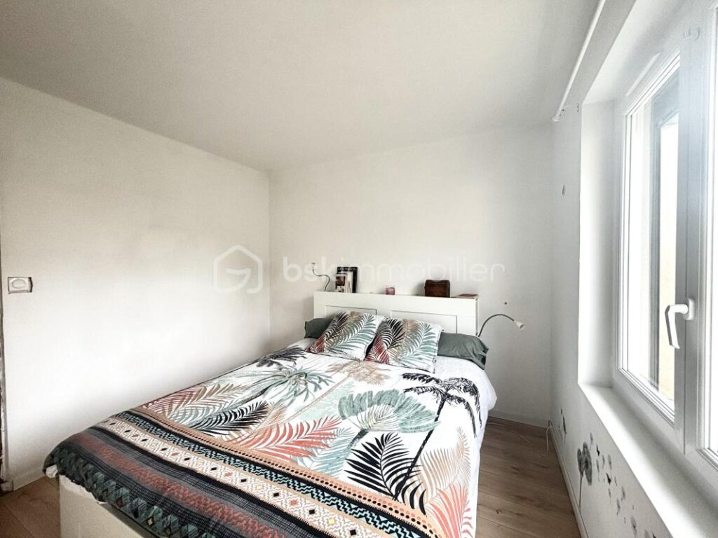 Maison plain-pied 108 m² avec studio indépendant sur un terrain de 760 m² – 5 pièces – 4 chambres – 108 m²