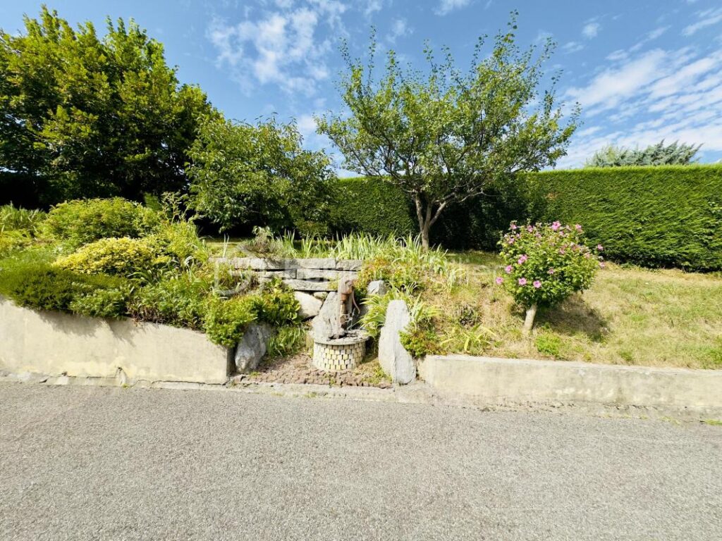 VILLA FAMILIALE D’ARCHITECTE – VUE PANORAMIQUE – EPAGNY METZ-TESSY – 6 pièces – 4 chambres – 167 m²