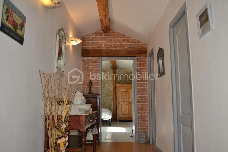 Maison à vendre à Lanta