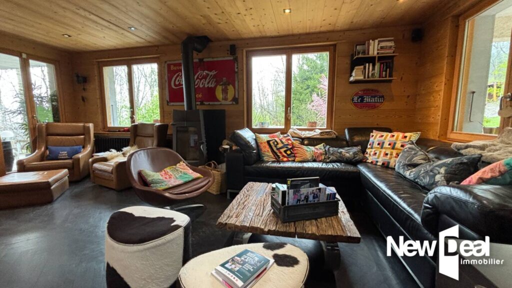 MAISON DE PAYS – 9 pièces – 5 Chambres – 265 m² surface Totale – Bergerie – Terrain 3610 m² – LES HOUCHES – 9 pièces – 5 chambres – 184 m²