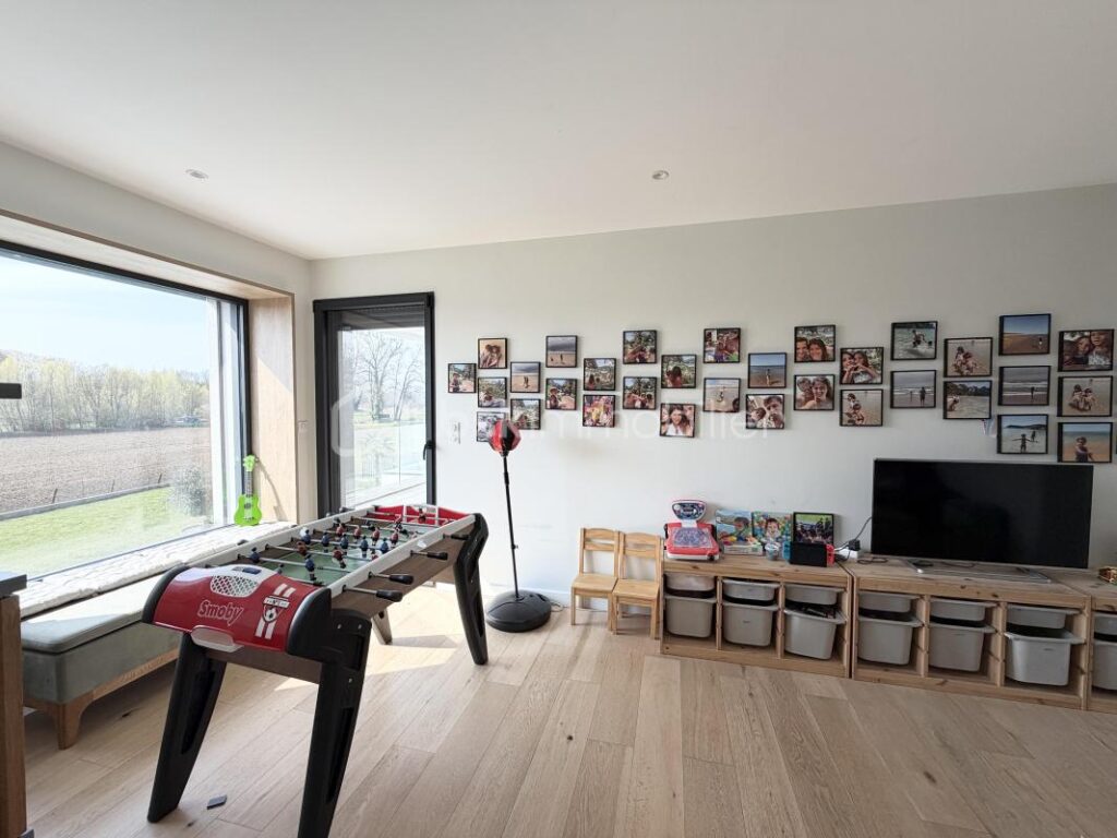 Sublime villa avec piscine à proximité de Troyes – 6 pièces – 4 chambres – 273 m²