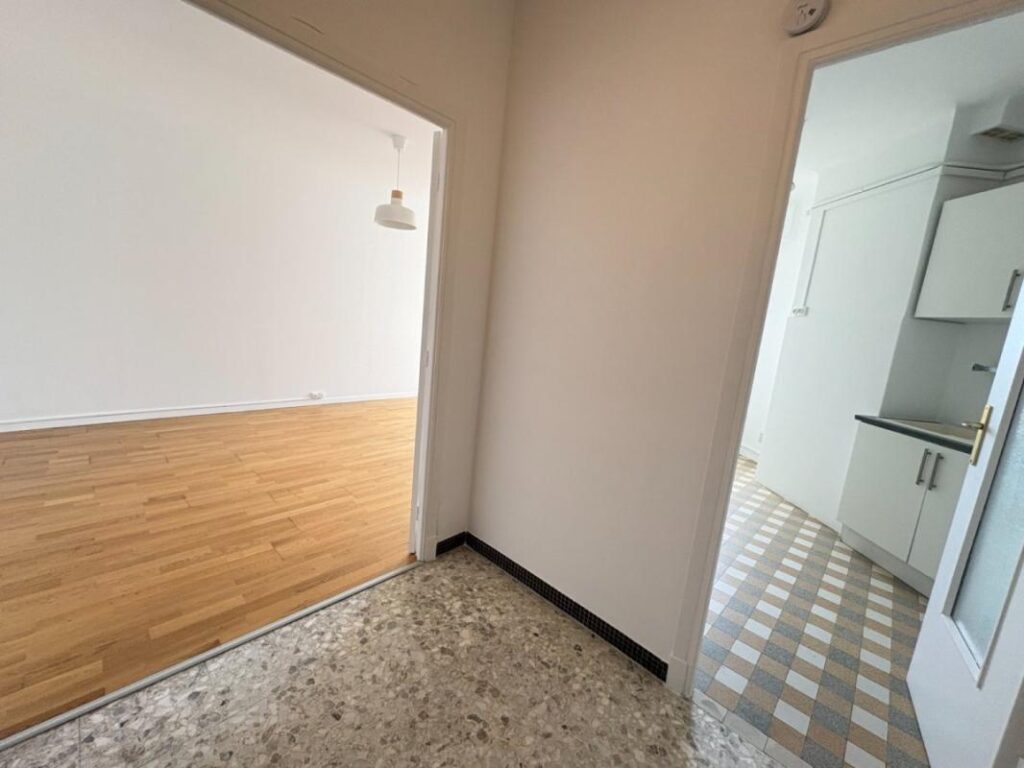 T1 A LOUER RUE LEPENTE – 1 pièce – 1 chambre – 36 m²