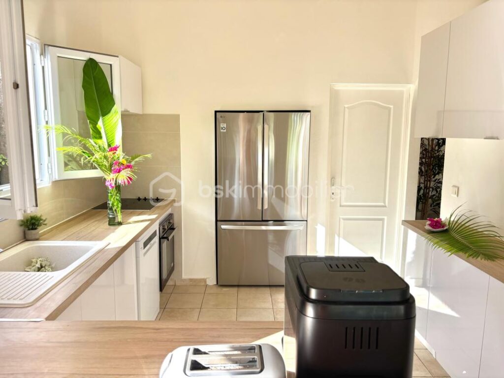 Splendide gîte avec piscine et spas Saint François – 6 pièces – 5 chambres – 170 m²