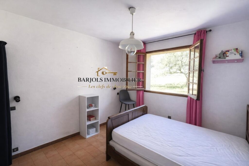 Lot 2 maisons au calme – 6 pièces – 4 chambres – 140 m²