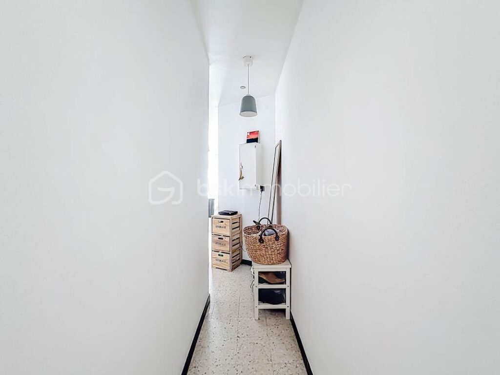 Appartement 3 pièces avec vue canal, balcon, parking et cave – Palavas-les-Flots, centre-ville – 3 pièces – 2 chambres – 42 m²