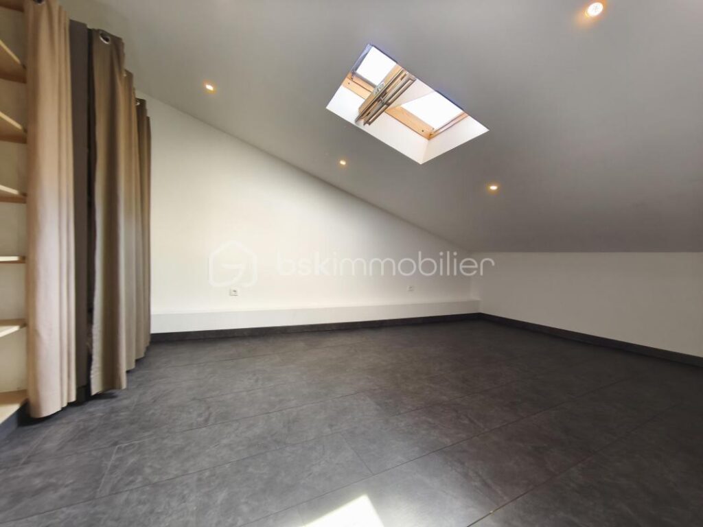 Maison Type 3 70 m² avec garage 33 m² et terrasse – 3 pièces – 2 chambres – 67 m²