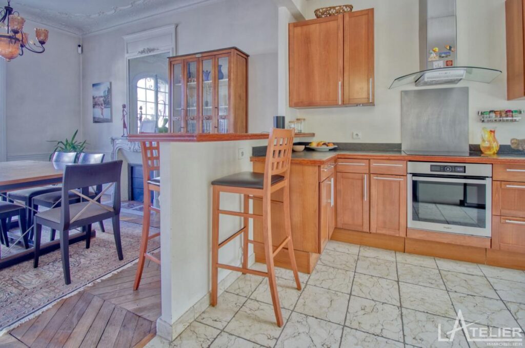 La belle aux Coteaux souriants – 9 pièces – 5 chambres – 195 m²