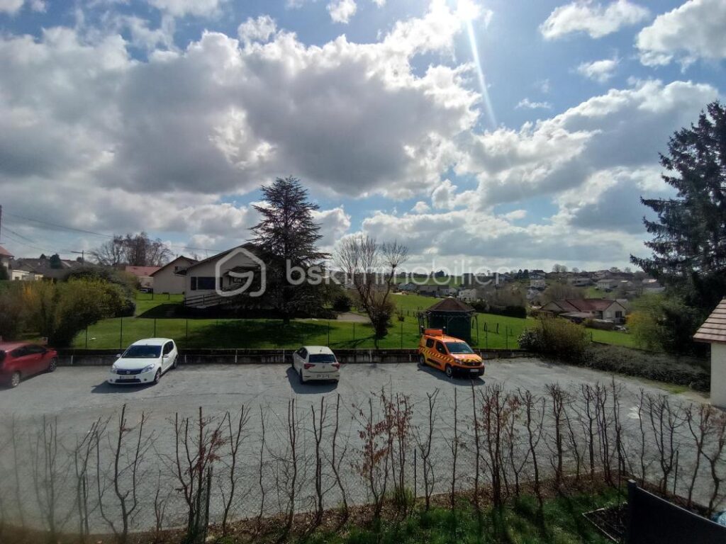 TRES BEL APPARTEMENT T3 DUPLEX DE 2020 AVEC GRANDE TERRASSE ET JARDINET CLOS DE 35M2 – 3 pièces – 2 chambres – 72 m²