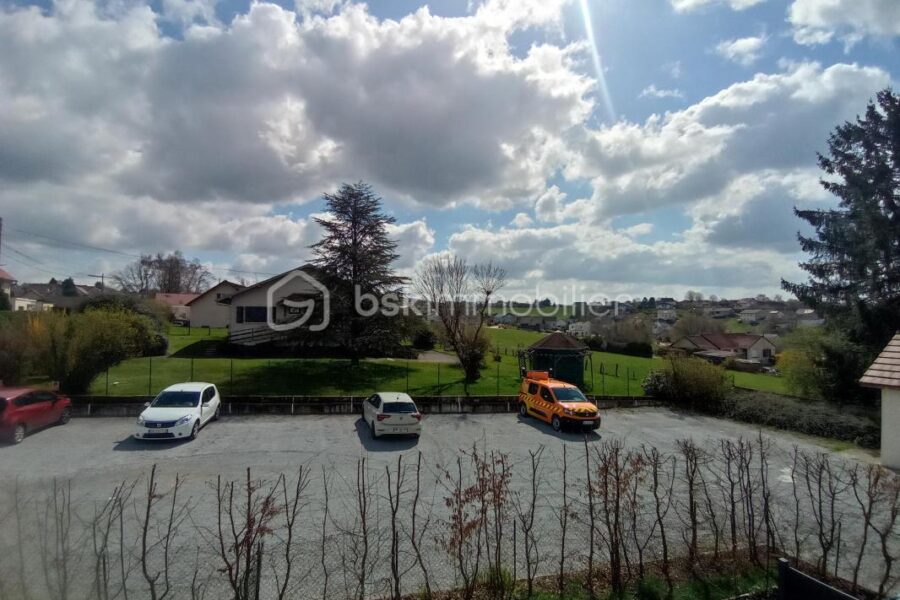 Appartement à vendre à Saone