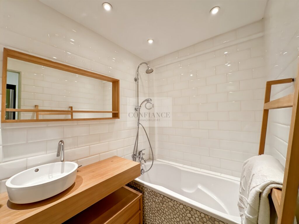 Appartement – 3 pièces – 2 chambres – 60 m²