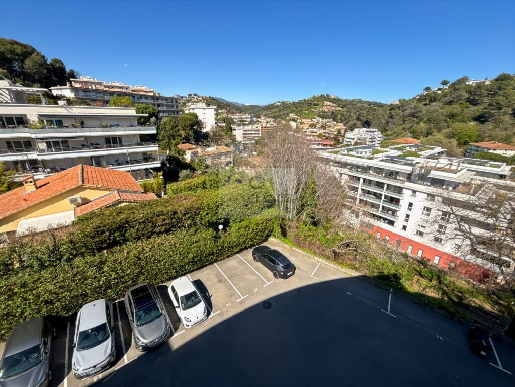 Appartement – 3 pièces – 2 chambres – 73 m²