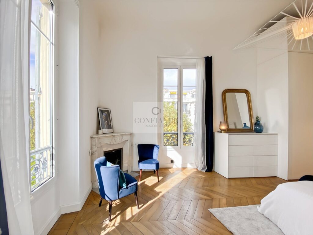 Appartement rénové – 5 pièces – 4 chambres – 194 m²