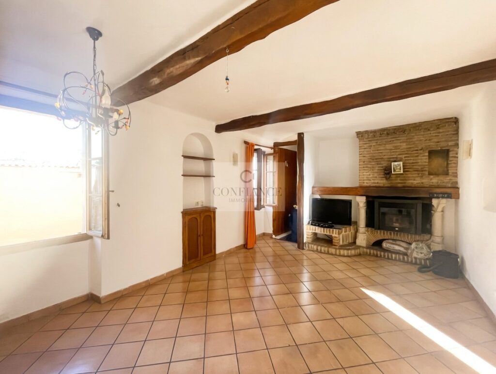 Maison – 5 pièces – 4 chambres – 80 m²