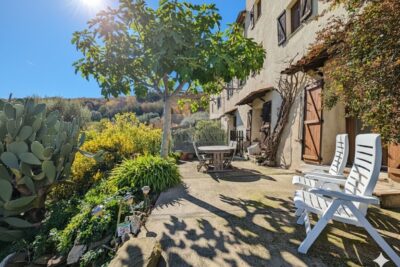 Appartement – 5 pièces – 3 chambres – 143 m²