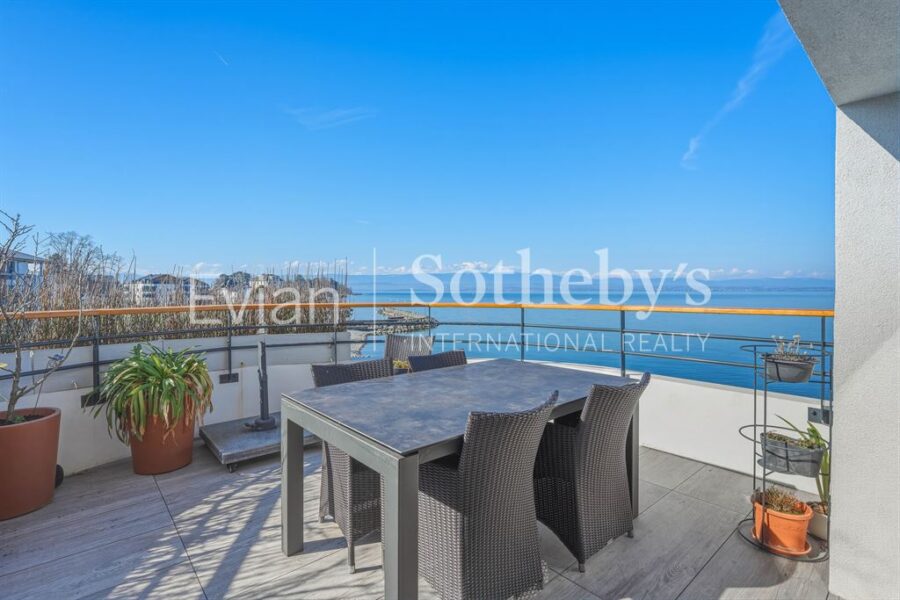 Appartement à vendre à Amphion les bains