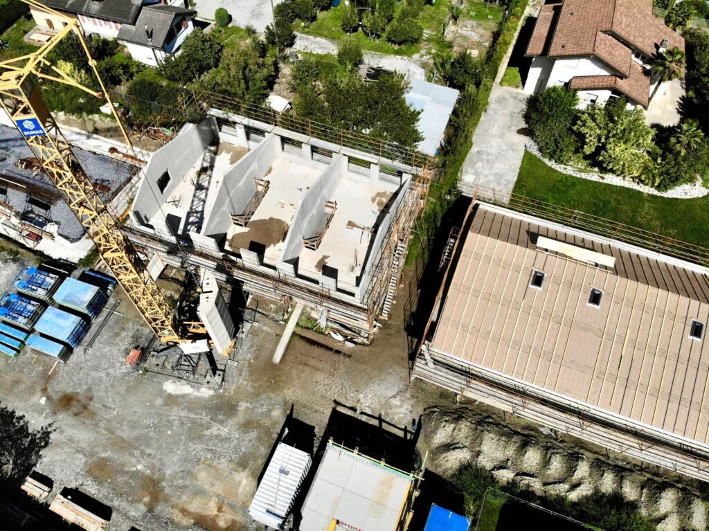 VILLA MITOYENNE LUXUEUSE DE 181 M2 – 6 pièces – NR chambres – 181 m²