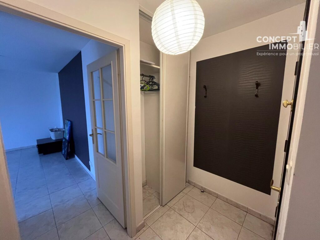 Appartement Florange 1 pièce(s) 33 m2 avec balcon et garage – 1 pièce – NR chambres – 33 m²