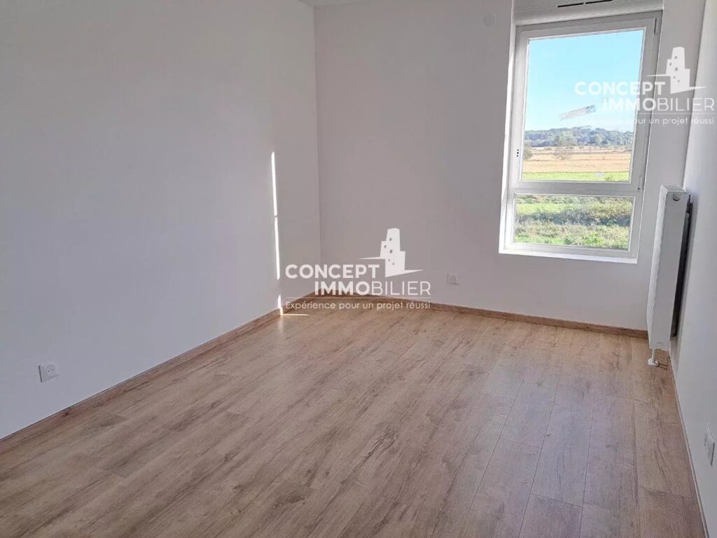 Maison Fameck 5 pièce(s) 111 m2 – garage et jardin – quartier calme – 5 pièces – 4 chambres – 111 m²